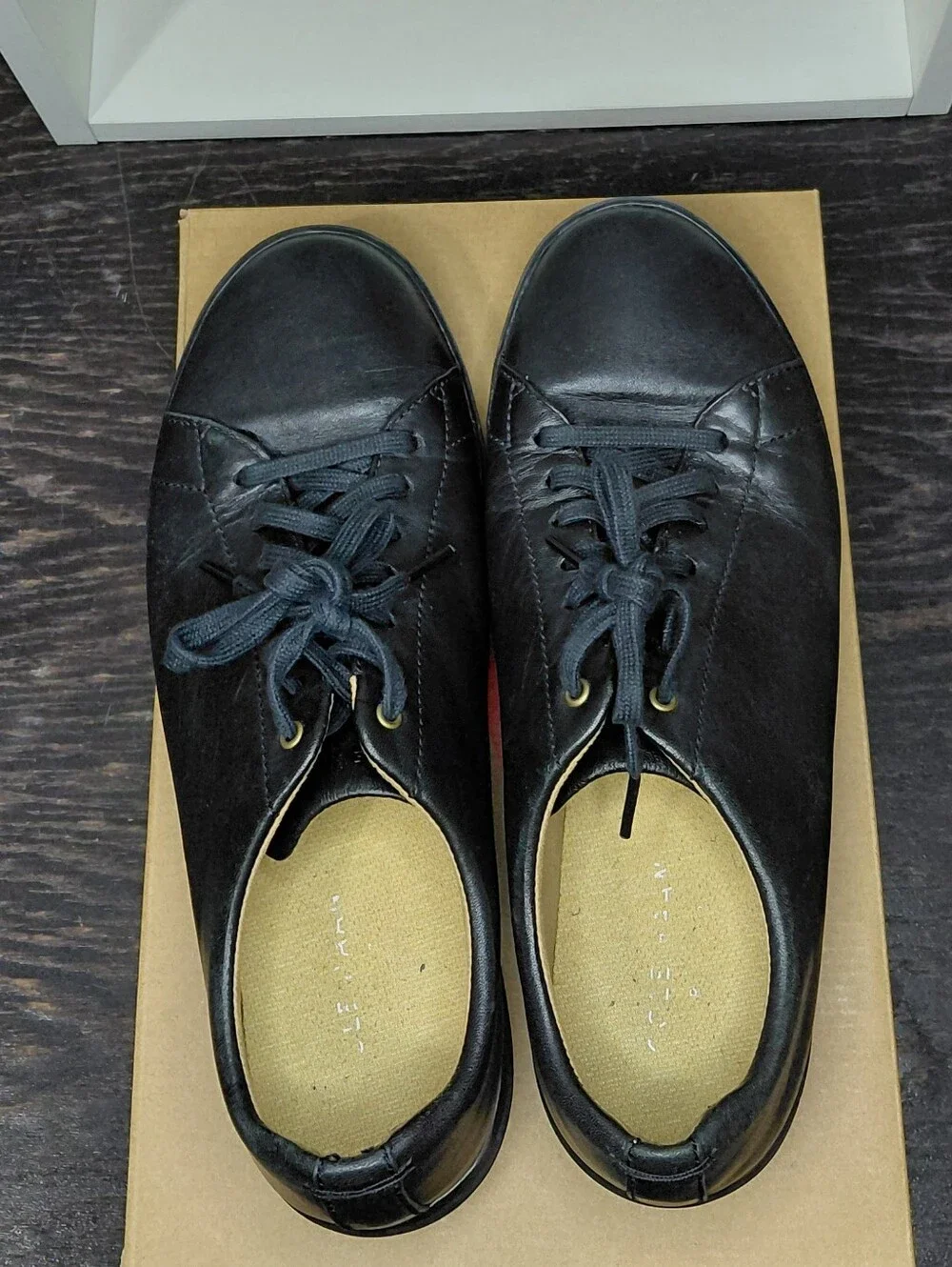 Cole Haan 9.5W Men's Black Leather Derby Shoes – Sleek Lace-Up Oxford Sneakers